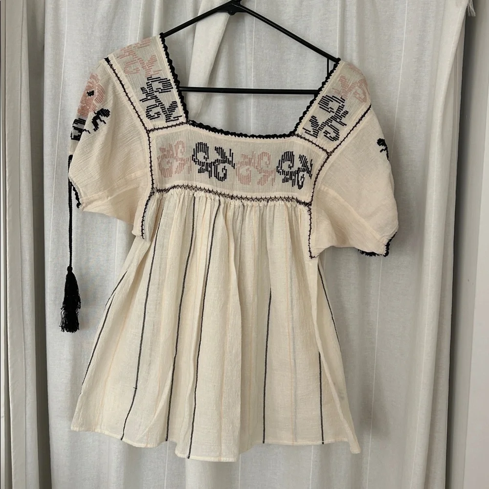 Ulla Johnson GORGEOUS Cream pink and Black Embroidered Blouse size 4 NWT - Picture 12 of 16